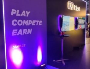 How play and earn games work?